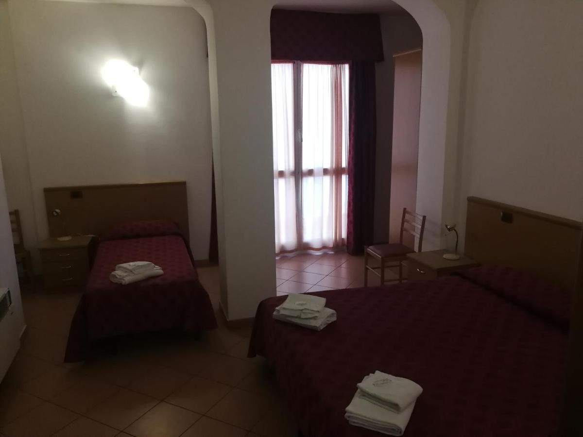 Albergo Della Stazione カイロ・モンテノッテ 部屋 写真