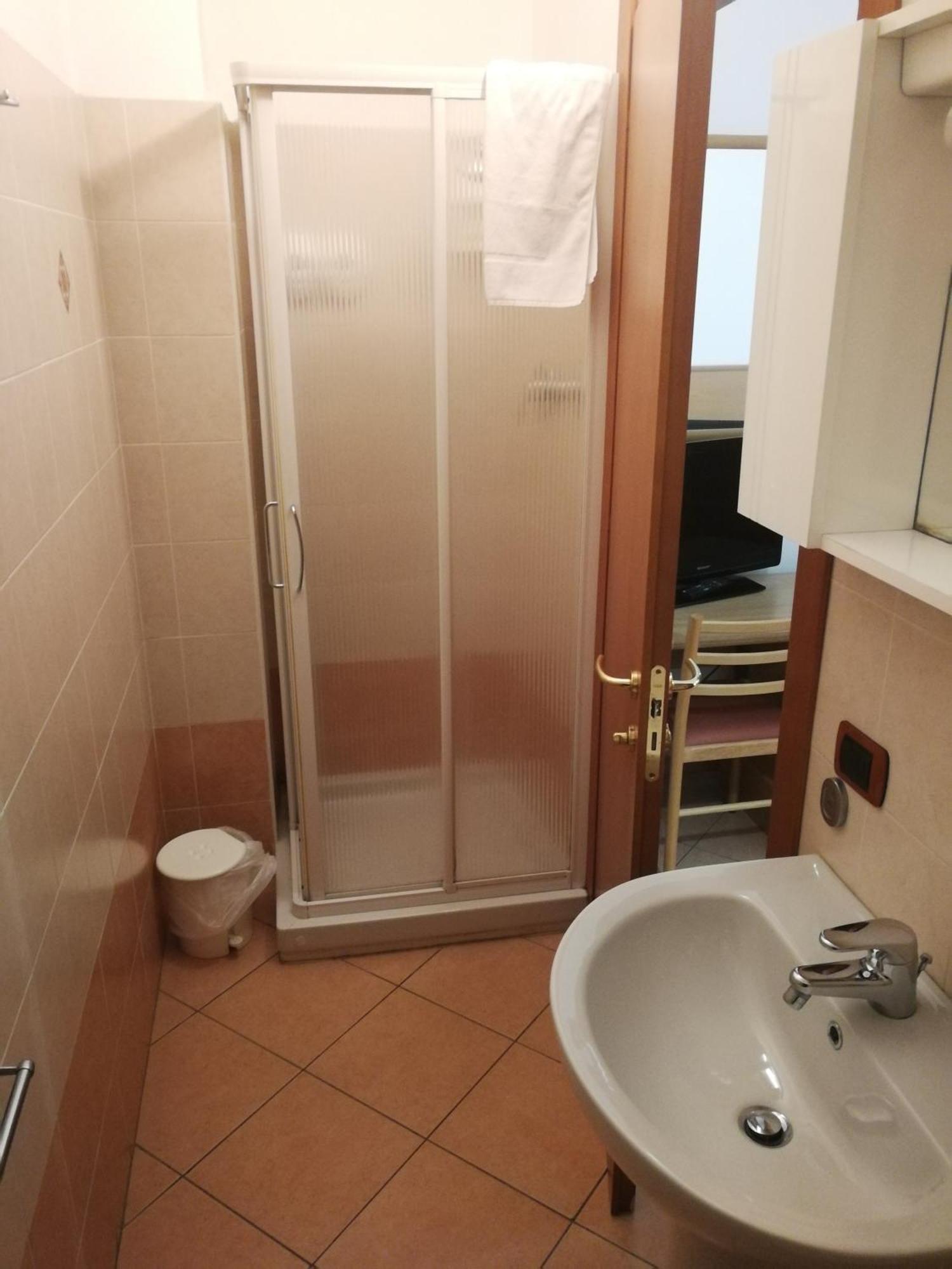 Albergo Della Stazione カイロ・モンテノッテ 部屋 写真
